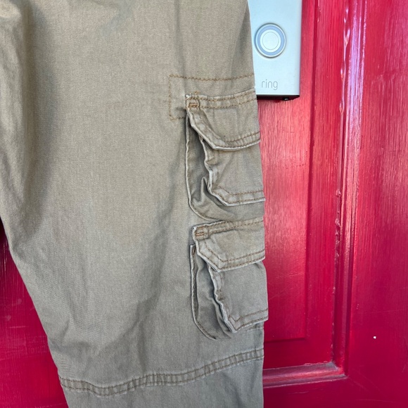 Men's Wrangler Cargo Work Pants 30x32' - Picture 6 of 12